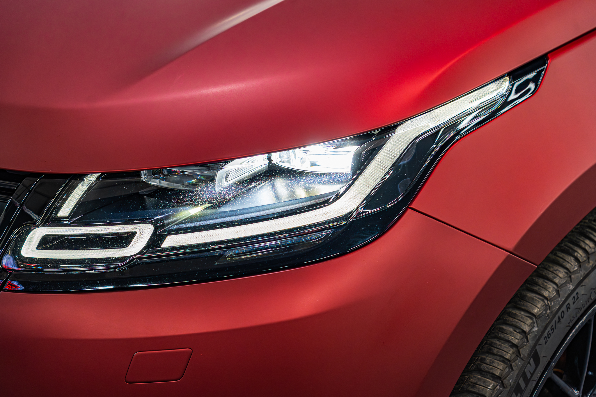 Ghost Chrome Romani Red