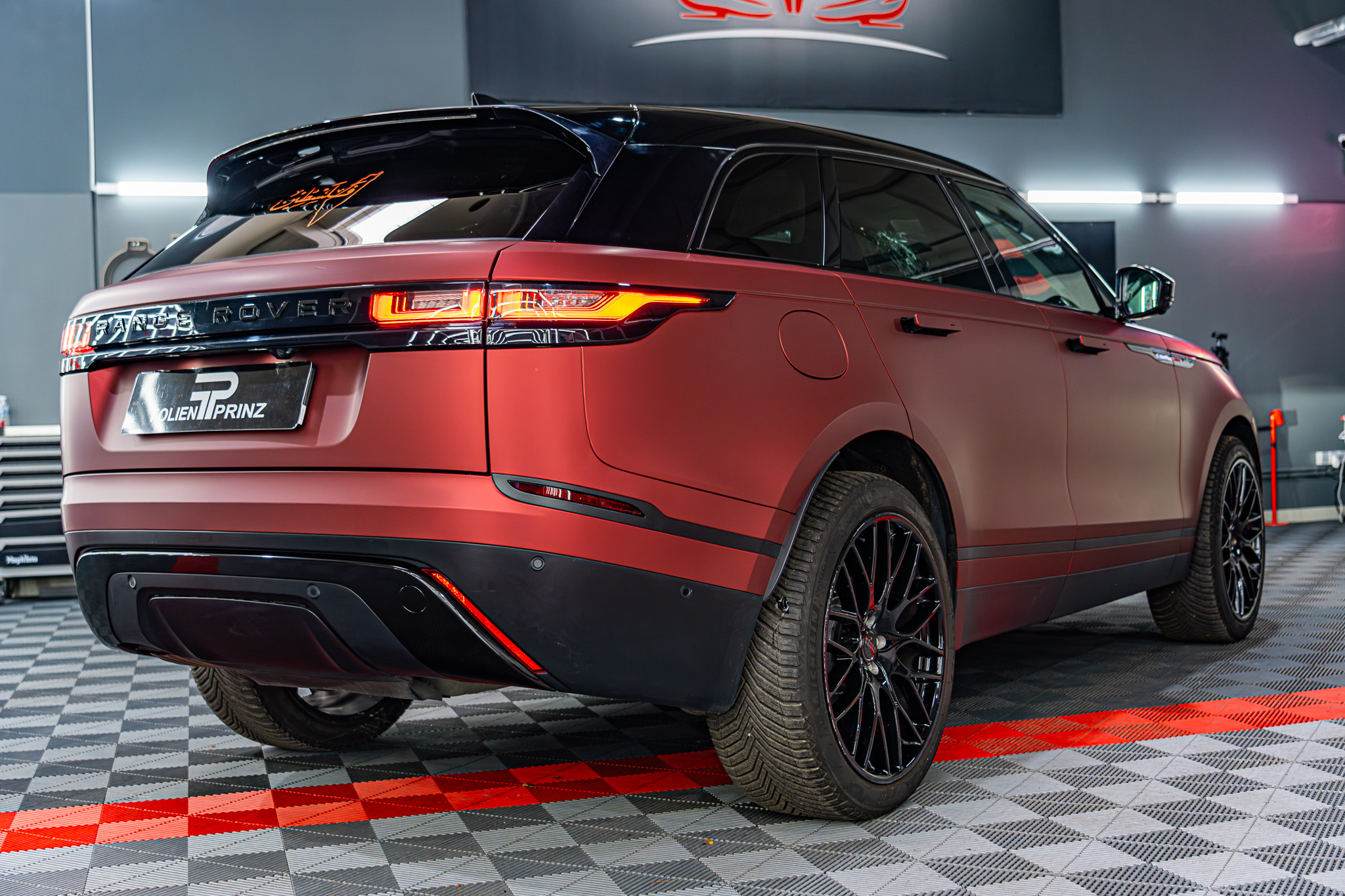 Ghost Chrome Romani Red